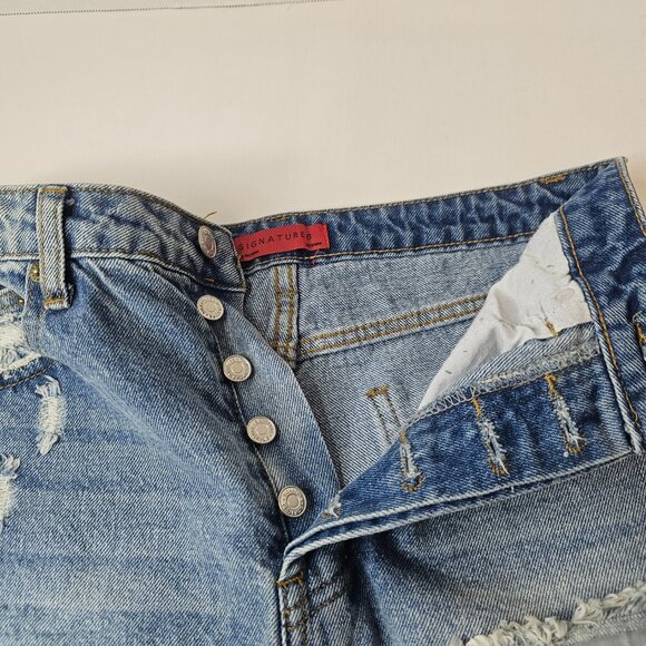 Signature 8 Blue Denim Shorts Women Distressed High Rise Button Down Size M - Picture 4 of 14